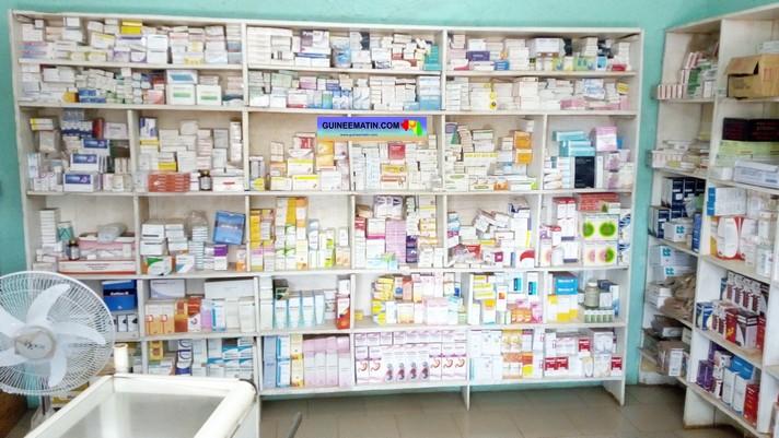 Interdiction des pharmacies et cliniques clandestines : des citoyens donnent leurs avis à Conakry ! Interdiction des pharmacies et cliniques clandestines : des citoyens donnent leurs avis à Conakry !