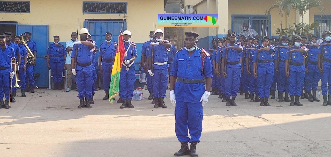 plusieurs fonctionnaires de la Douane nationale envoyés à la retraite plusieurs fonctionnaires de la Douane nationale envoyés à la retraite