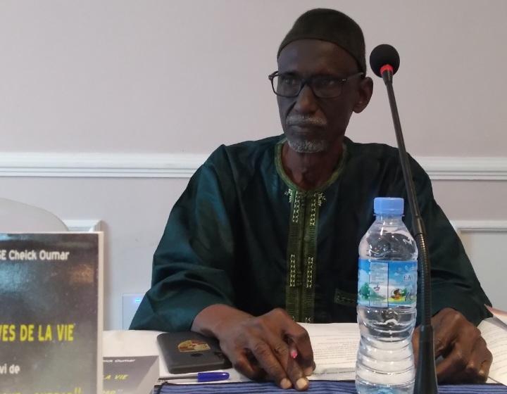 L’Harmattan Guinée présente le livre de l’enseignant Cheick Oumar Guissé L’Harmattan Guinée présente le livre de l’enseignant Cheick Oumar Guissé