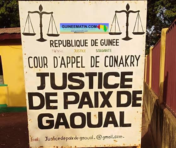 Oumar Doumbouya, le juge de paix de Gaoual, fait arrêter un « malade » : une plainte annoncée contre lui à Conakry Oumar Doumbouya, le juge de paix de Gaoual, fait arrêter un « malade » : une plainte annoncée contre lui à Conakry