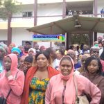 Labé : en colère, des enseignants contractuels investissent les locaux du gouvernorat Labé : en colère, des enseignants contractuels investissent les locaux du gouvernorat