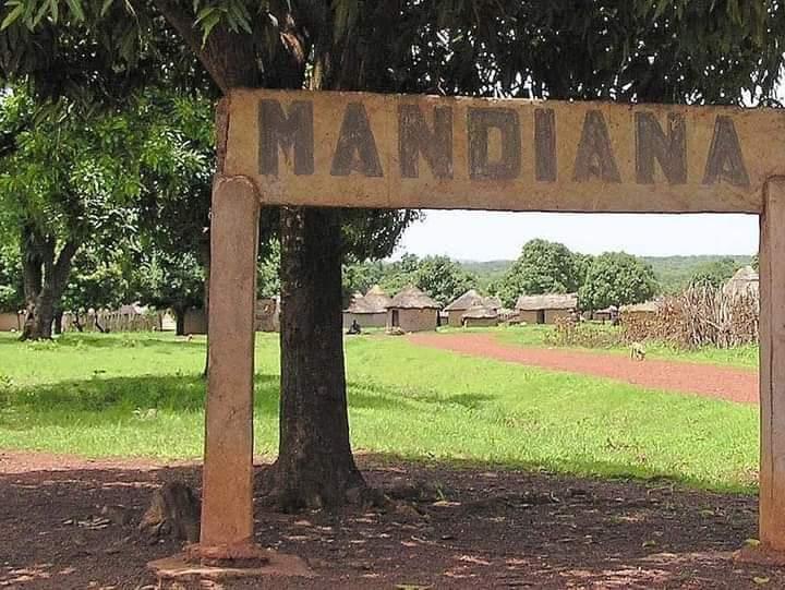 le préfet de Mandiana s’en sort miraculeusement d’un accident qui a fortement endommagé son véhicule le préfet de Mandiana s’en sort miraculeusement d’un accident qui a fortement endommagé son véhicule