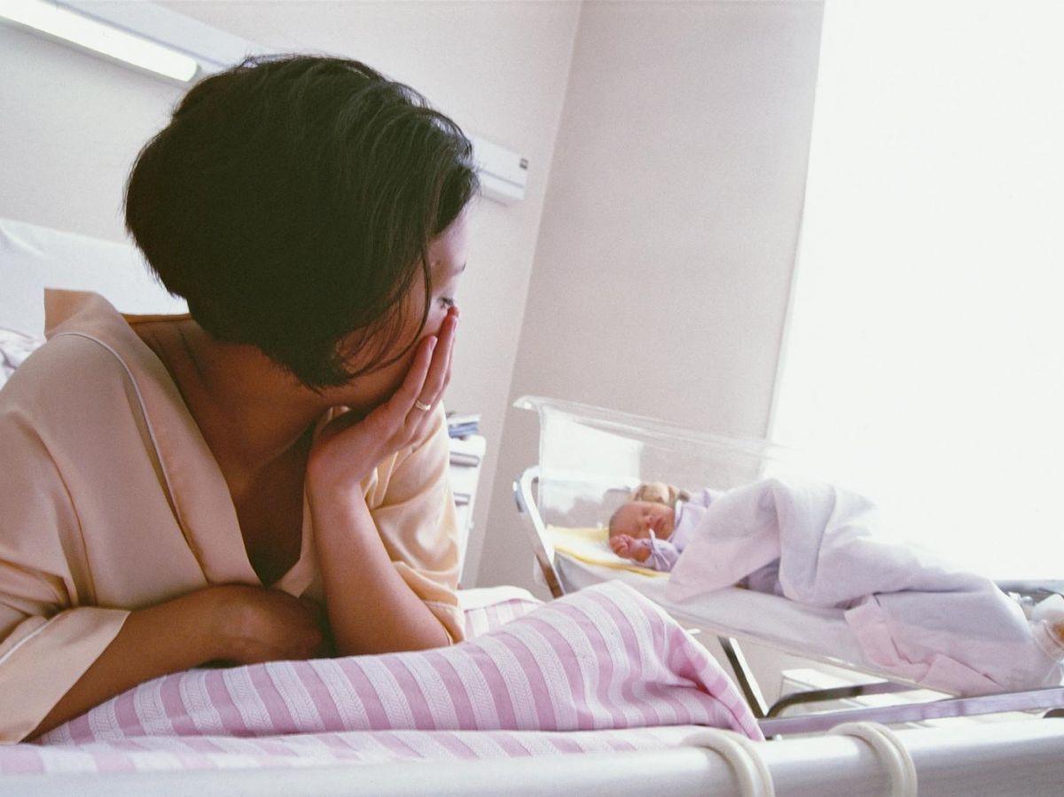 Trouble post-accouchement : qu'est-ce que la niche de césarienne et quels symptômes peut-elle provoquer ?
