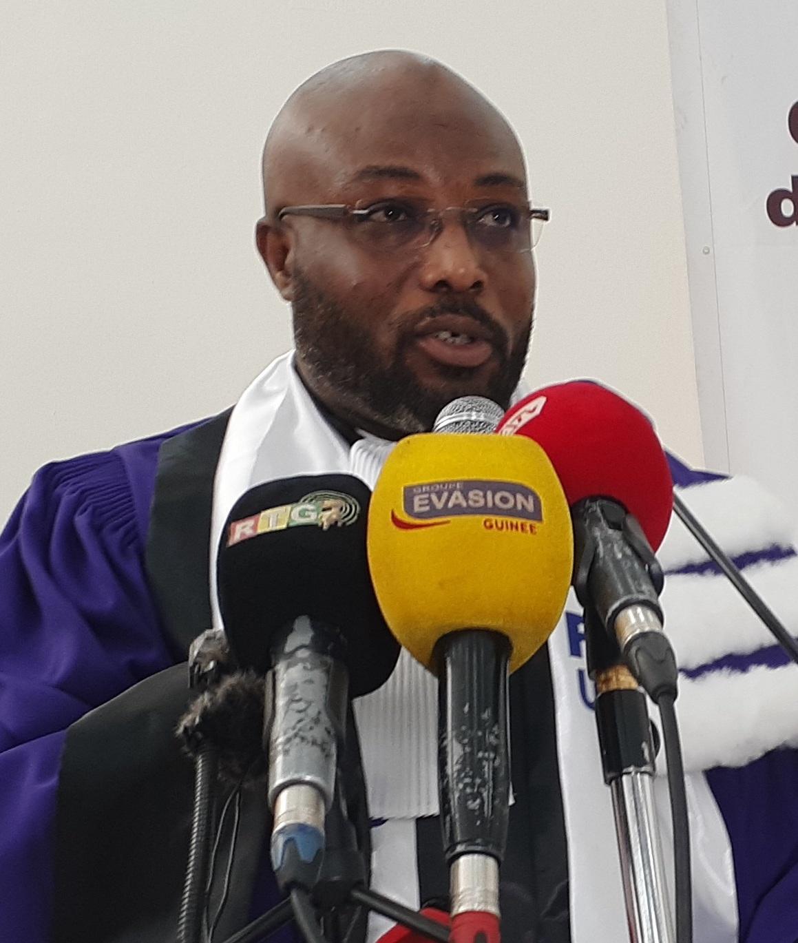 Université Gamal de Conakry : une centaine d’enseignants chercheurs de la Fac des Sciences et Techniques de la Santé distingués Université Gamal de Conakry : une centaine d’enseignants chercheurs de la Fac des Sciences et Techniques de la Santé distingués