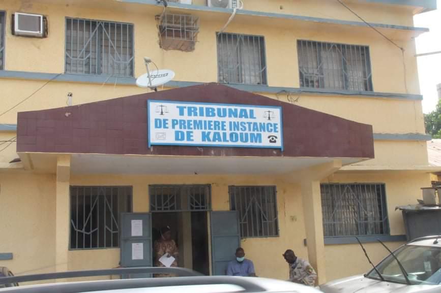 Affaire faux matricules : à la barre, l’ex inspecteur général plaide non coupable et accuse Yombouno Affaire faux matricules : à la barre, l’ex inspecteur général plaide non coupable et accuse Yombouno
