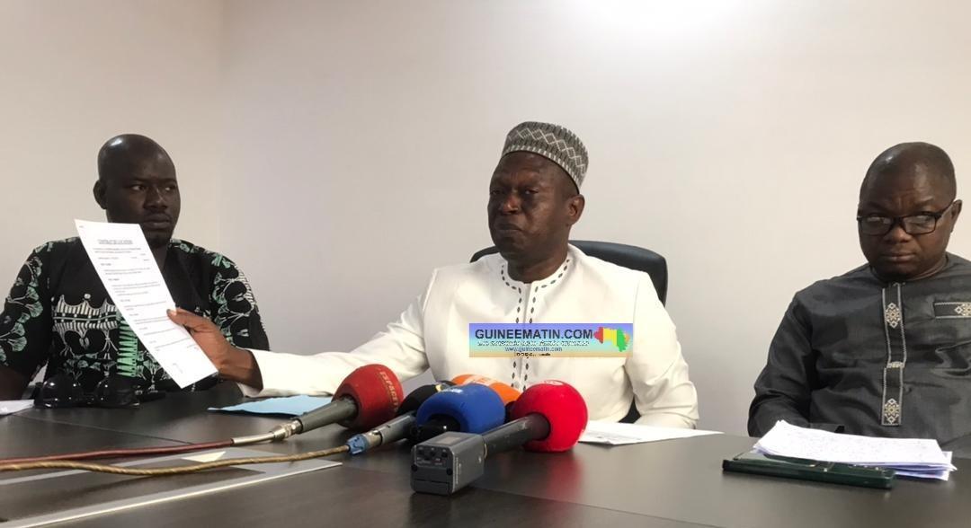 Litige autour d’un immeuble à Kaloum : un citoyen interpelle le ministre Charles Wright et le Colonel Mamadi Doumbouya Litige autour d’un immeuble à Kaloum : un citoyen interpelle le ministre Charles Wright et le Colonel Mamadi Doumbouya