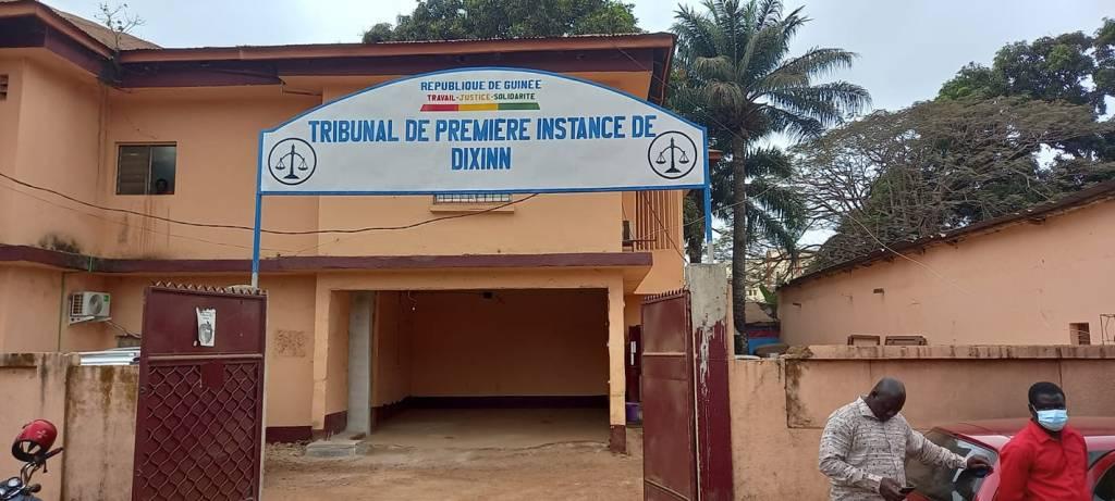 Manif du 5 septembre 2023 : les parents des victimes et leur avocat rencontrent le Procureur Manif du 5 septembre 2023 : les parents des victimes et leur avocat rencontrent le Procureur
