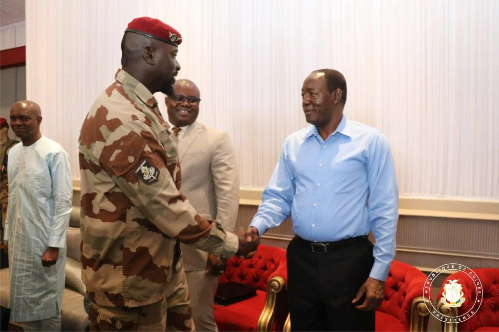 Projet de construction des raffineries : Doumbouya met sous pression les sociétés minières Projet de construction des raffineries : Doumbouya met sous pression les sociétés minières