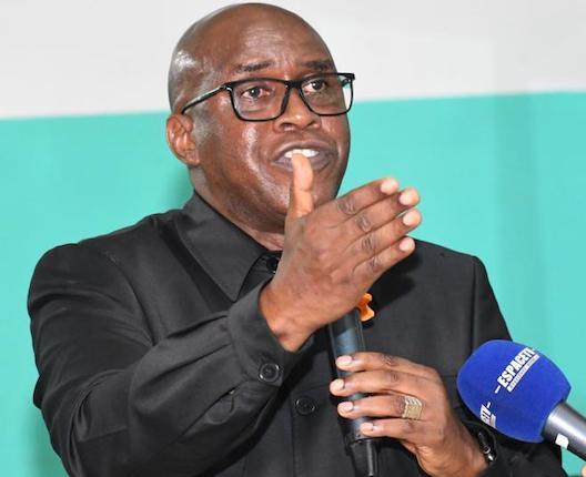 Fodé Oussou Fofana demande au colonel Doumbouya de limoger les ‘’médiocres’’ du gouvernement et nommer des ‘’gens capables’’ Fodé Oussou Fofana demande au colonel Doumbouya de limoger les ‘’médiocres’’ du gouvernement et nommer des ‘’gens capables’’