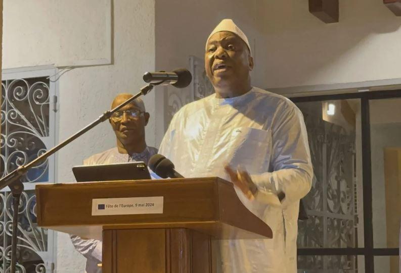 Morissanda Kouyaté à l’Union européenne : ‘’la constitution guinéenne échappera à l’éternel copier-coller du code napoléonien’’ Morissanda Kouyaté à l’Union européenne : ‘’la constitution guinéenne échappera à l’éternel copier-coller du code napoléonien’’
