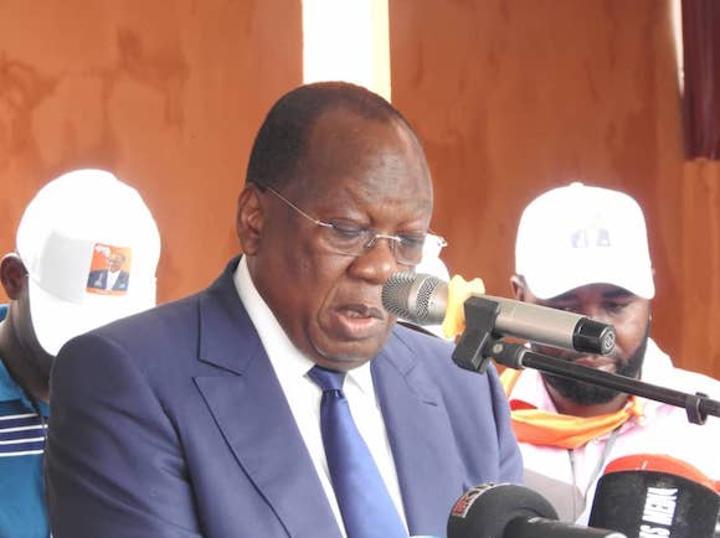 Lounceny Fall à Bah Oury : ‘’Il faut que la transition arrive à son terme à la fin de l’année 2024’’ Lounceny Fall à Bah Oury : ‘’Il faut que la transition arrive à son terme à la fin de l’année 2024’’