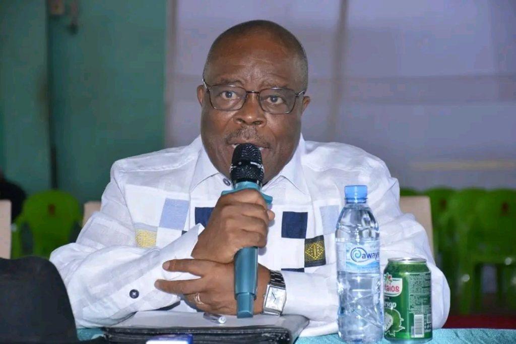 Un cadre de l’ANAD demande au Premier ministre Bah Oury de ‘’reconnaître que la transition a déraillé’’ Un cadre de l’ANAD demande au Premier ministre Bah Oury de ‘’reconnaître que la transition a déraillé’’
