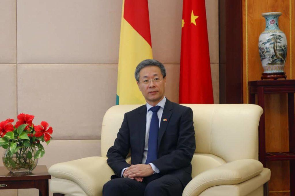 Toujours fidèle à l’engagement initial de l’amitié sino-guinéenne, partager les fruits du développement, en vue d’une communauté d’avenir partagé pour l’humanité encore plus solide Toujours fidèle à l’engagement initial de l’amitié sino-guinéenne, partager les fruits du développement, en vue d’une communauté d’avenir partagé pour l’humanité encore plus solide