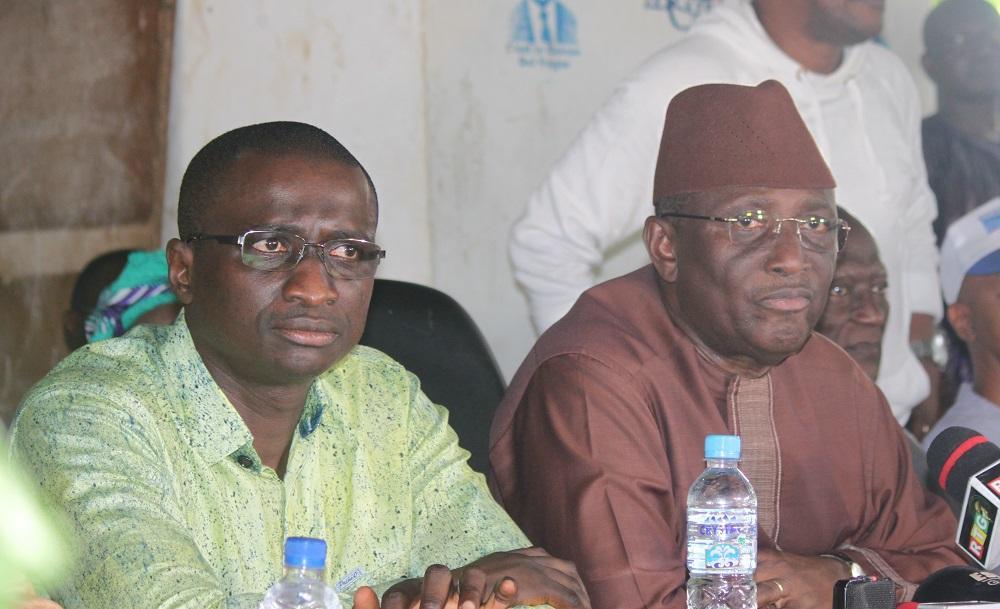 Fermeture des radios Djoma, Espace et FIM : ‘’Doumbouya vient de donner le coup de grâce à la démocratie’’, selon l’ex-ministre Tall Fermeture des radios Djoma, Espace et FIM : ‘’Doumbouya vient de donner le coup de grâce à la démocratie’’, selon l’ex-ministre Tall