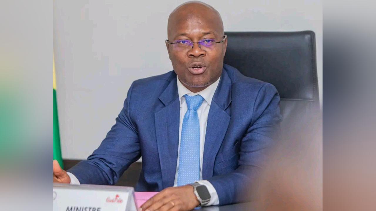 Ousmane Gaoual : ‘’le gouvernement travaille à restaurer l’ordre constitutionnel et non à établir une démocratie médiatique’’ Ousmane Gaoual : ‘’le gouvernement travaille à restaurer l’ordre constitutionnel et non à établir une démocratie médiatique’’