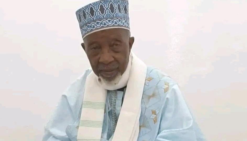 L’imam Elhadj Mansour Fadiga demande au gouvernement de trouver des solutions contre les délestages électriques L’imam Elhadj Mansour Fadiga demande au gouvernement de trouver des solutions contre les délestages électriques