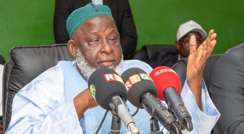 L’imam Saliou Camara aux guinéens : ‘’l’argent ne doit pas nous séparer, ni le pouvoir politique’’ L’imam Saliou Camara aux guinéens : ‘’l’argent ne doit pas nous séparer, ni le pouvoir politique’’