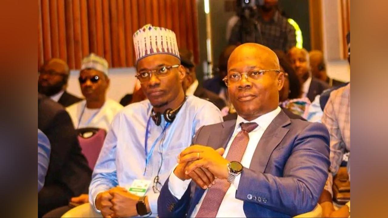Le ministre Ousmane Gaoual Diallo souhaite que la Guinée se dote de chemins de fer Le ministre Ousmane Gaoual Diallo souhaite que la Guinée se dote de chemins de fer