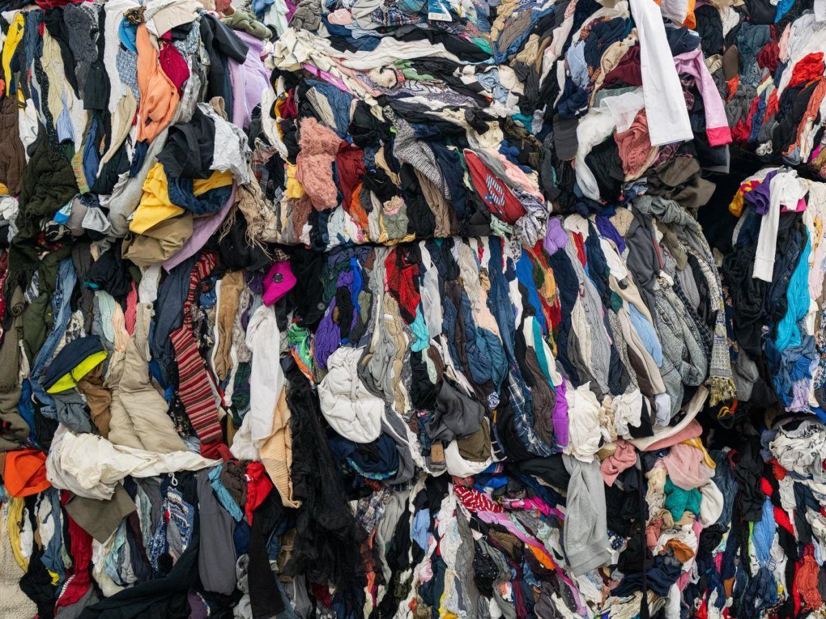 Des chercheurs inventent une technique pour recycler des textiles en seulement 15 minutes Des chercheurs inventent une technique pour recycler des textiles en seulement 15 minutes