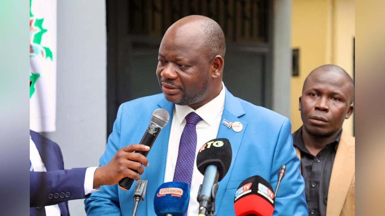 Le ministre Bogola assure que ‘’nous sommes dans une nation de démocratie où la jeunesse est maintenant écoutée’’ Le ministre Bogola assure que ‘’nous sommes dans une nation de démocratie où la jeunesse est maintenant écoutée’’