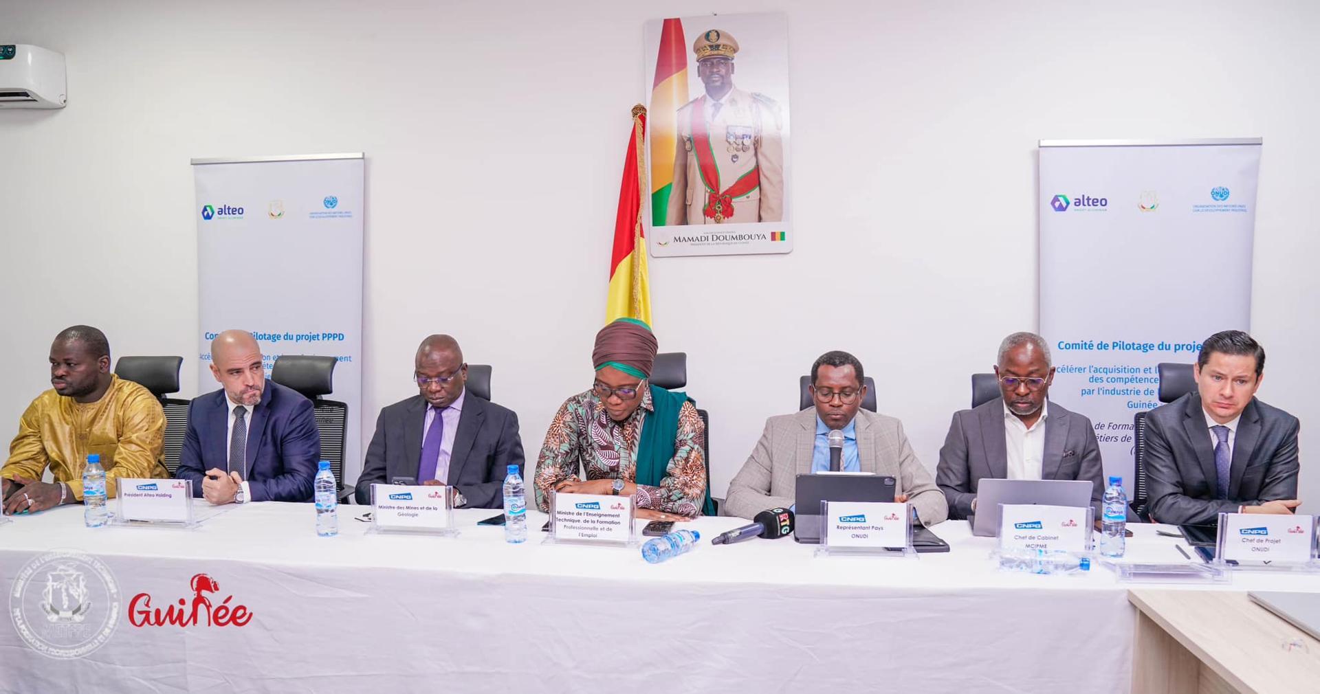 La Guinée Franchit une Étape dans Son Développement Industriel avec L’Ouverture Prochaine de L’Ecole de Formation aux Métiers de L’Alumine La Guinée Franchit une Étape dans Son Développement Industriel avec L’Ouverture Prochaine de L’Ecole de Formation aux Métiers de L’Alumine