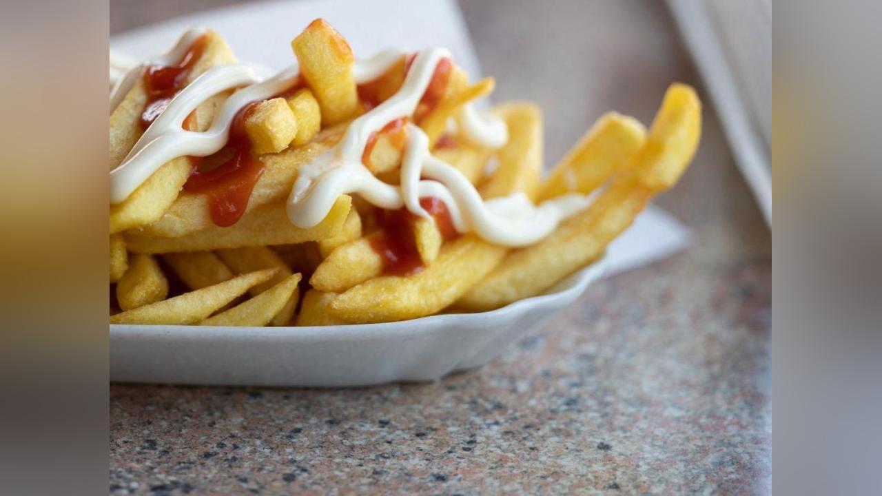 Le Paradoxe de L’obésité : Manger Trop Riche Diminue L’Envie de Nourriture Calorique, mais pas Sa Consommation Le Paradoxe de L’obésité : Manger Trop Riche Diminue L’Envie de Nourriture Calorique, mais pas Sa Consommation