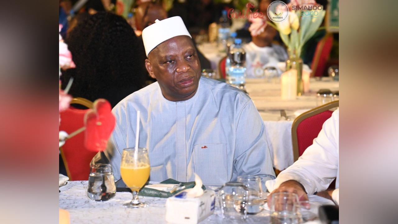 Dirigeants Africains Appelés à Suivre L'Exemple de la Guinée Dirigeants Africains Appelés à Suivre L'Exemple de la Guinée