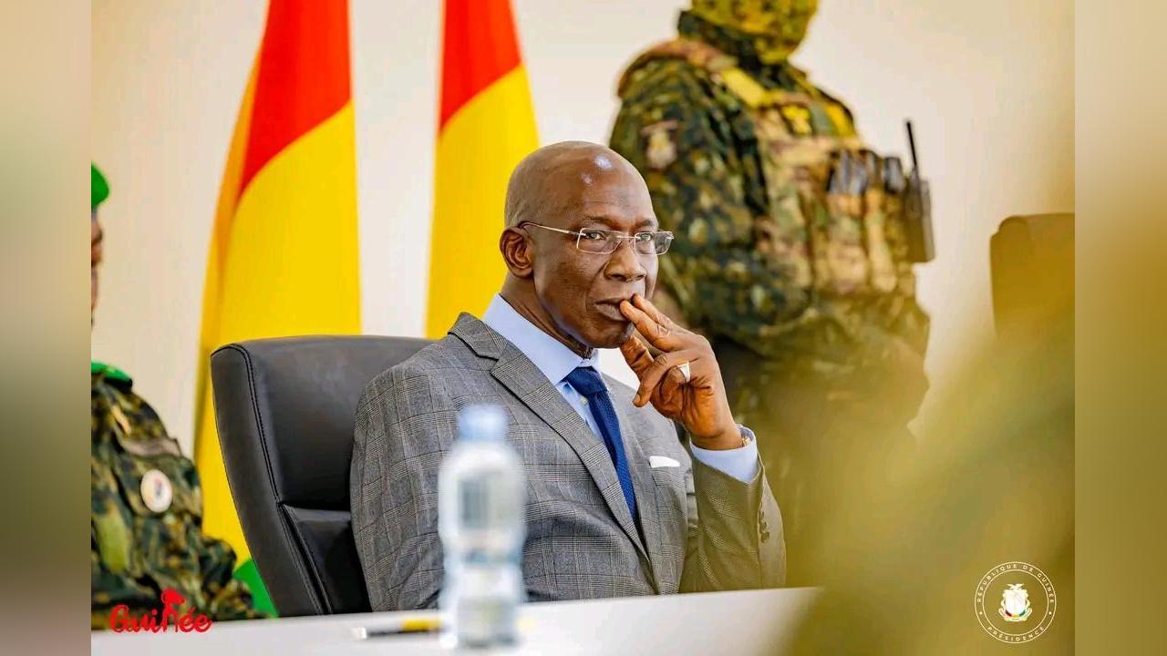 Ministre de la Défense: Renforcer la Vigilance Maintenant Ministre de la Défense: Renforcer la Vigilance Maintenant