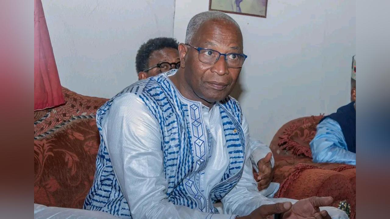 Bah Oury À Labé sur L'Inconfort du Président Doumbouya Bah Oury À Labé sur L'Inconfort du Président Doumbouya