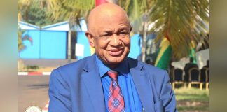 Abé Sylla Présente Son Projet pour la Guinée 2025 Abé Sylla Présente Son Projet pour la Guinée 2025