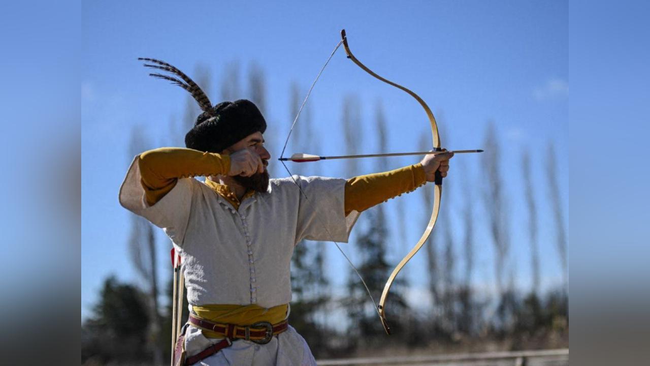 Invention de L’Arc Composite par Égyptiens et Scythes Invention de L’Arc Composite par Égyptiens et Scythes