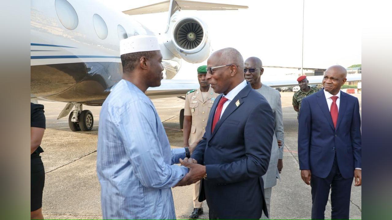 Diplomatie: Abdoulaye Maïga en Visite de Travail À Conakry Diplomatie: Abdoulaye Maïga en Visite de Travail À Conakry