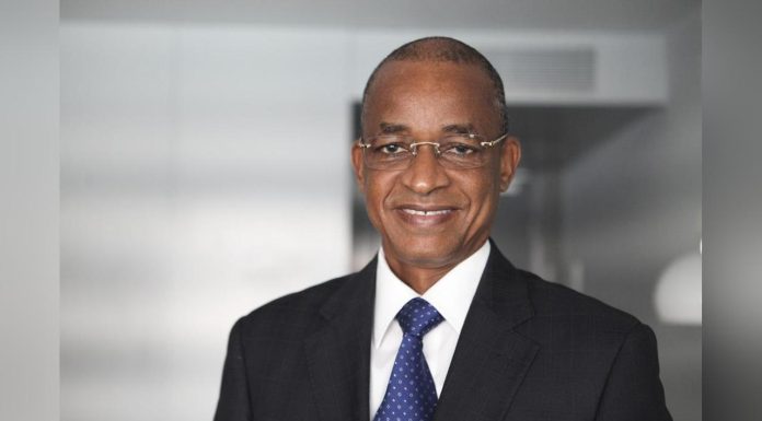 Silence Plus Lourd Qu’Un Discours de Diallo Silence Plus Lourd Qu'Un Discours de Diallo