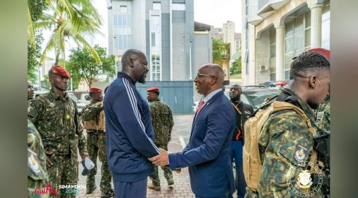 Doumbouya, Espoir pour L’Afrique de L’Ouest en 2025 Doumbouya, Espoir pour L'Afrique de L'Ouest en 2025