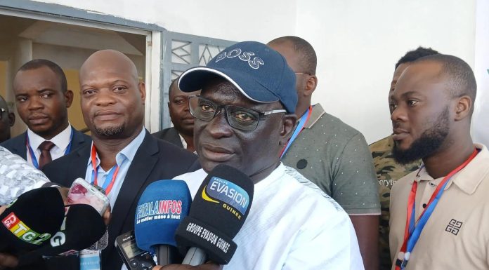 Bouna Keita Encourage le Peuple à Suivre Doumbouya Bouna Keita Encourage le Peuple à Suivre Doumbouya