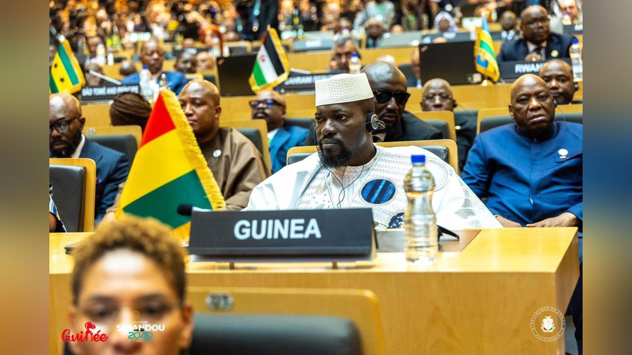 Guinée Règle 6 Millions de Dollars à L'Union Africaine Guinée Règle 6 Millions de Dollars à L'Union Africaine