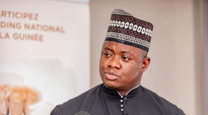 Charles Wright Sur Responsabilités et Politique Charles Wright Sur Responsabilités et Politique