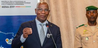 Bah Oury Prône une Gouvernance Cohérente pour L’Identité Bah Oury Prône une Gouvernance Cohérente pour L'Identité