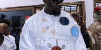 ÉLections en Guinée: Mamadi Doumbouya ou Retour À la Constitution? ÉLections en Guinée: Mamadi Doumbouya ou Retour À la Constitution?