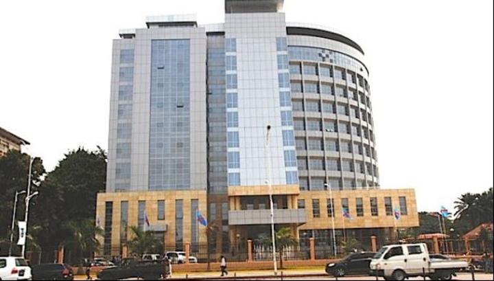 RDC : entre avril et juin 2022, le Gouvernement prévoit d’emprunter 210 milliards de CDF sur le marché financier local RDC : entre avril et juin 2022, le Gouvernement prévoit d’emprunter 210 milliards de CDF sur le marché financier local