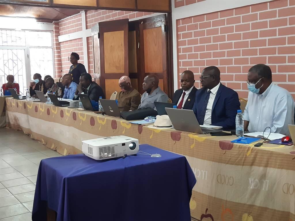 Société civile : plus de soixante-cinq organisations formées pour apprécier les politiques publiques Société civile : plus de soixante-cinq organisations formées pour apprécier les politiques publiques