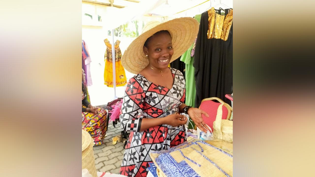 Portrait : Nephtali Suzanna Loutina, l’artisanat dans la peau Portrait : Nephtali Suzanna Loutina, l’artisanat dans la peau