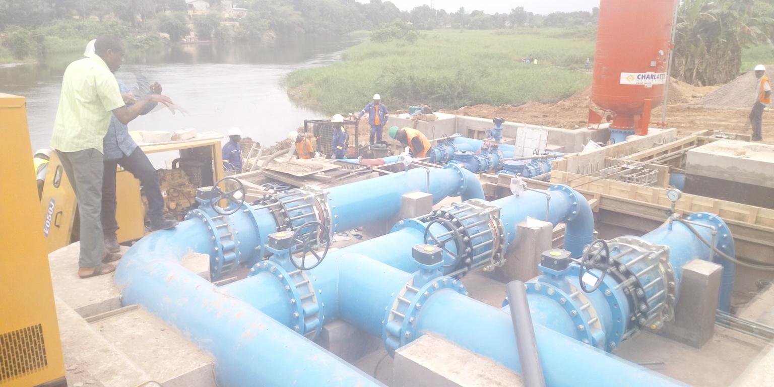 Desserte en eau potable: les travaux sur les électropompes de la partie sud de Brazzaville avancent normalement Desserte en eau potable: les travaux sur les électropompes de la partie sud de Brazzaville avancent normalement