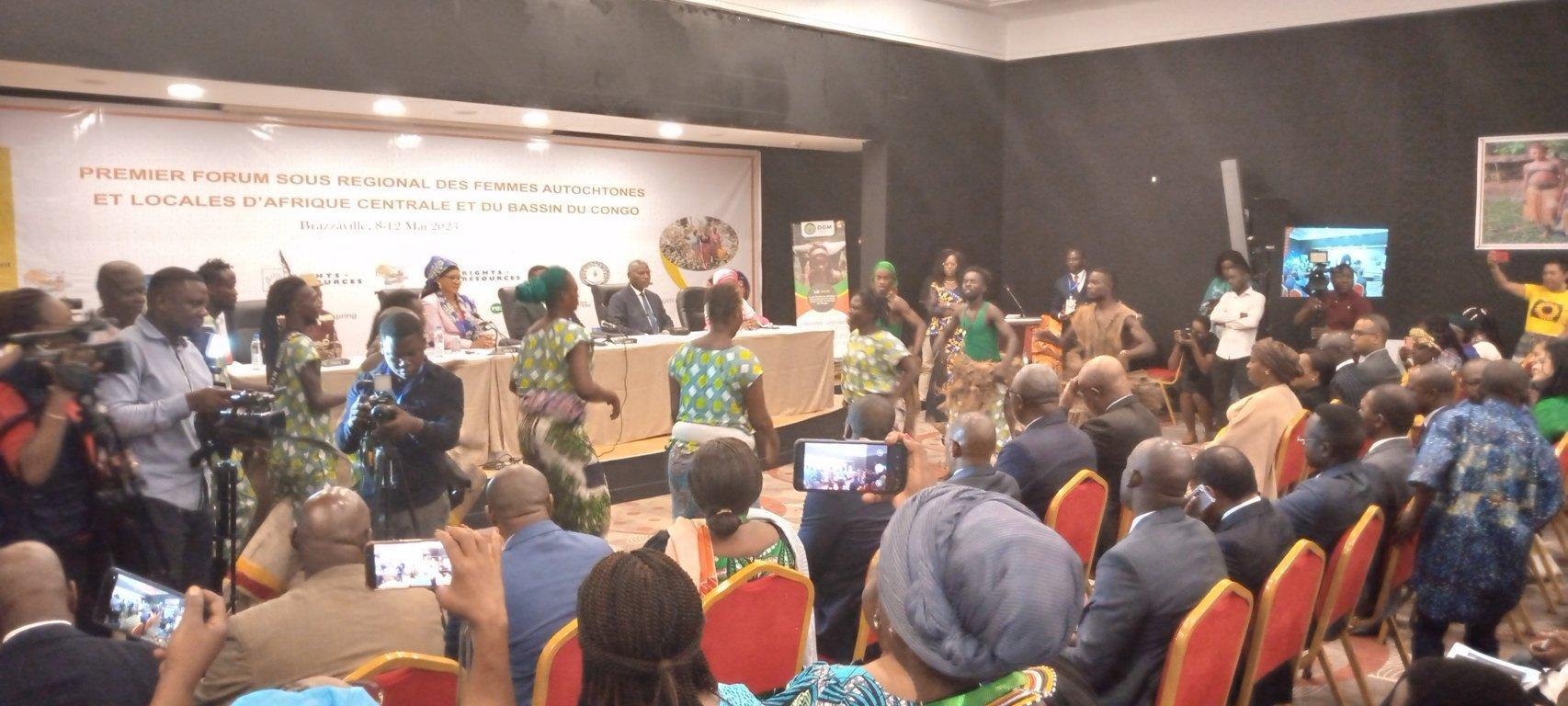 Bassin du Congo : le rôle protecteur des femmes autochtones mis en avant Bassin du Congo : le rôle protecteur des femmes autochtones mis en avant