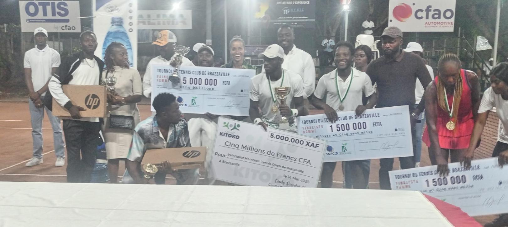 Tennis : les meilleurs athlètes du tournoi international TCB primés Tennis : les meilleurs athlètes du tournoi international TCB primés
