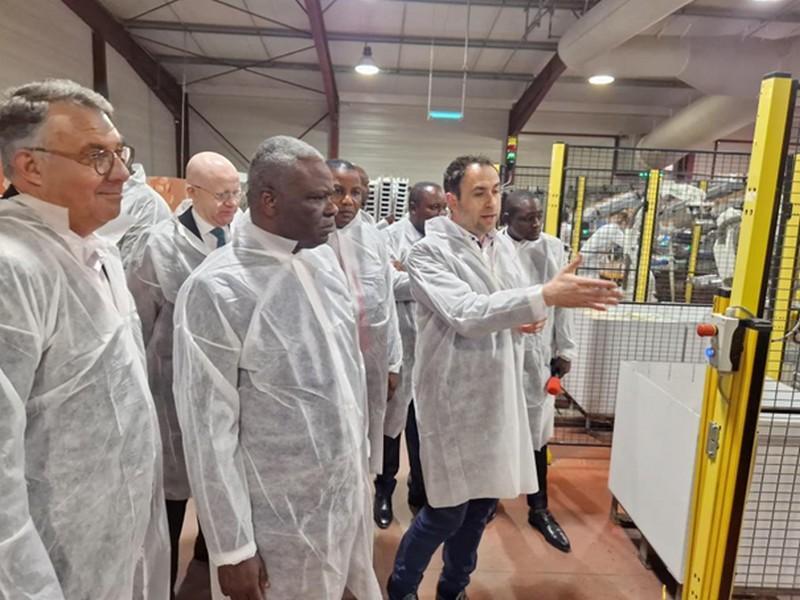 Agriculture et Elevage: Anatole Collinet Makosso visite à Doullens l’entreprise Cocorette Agriculture et Elevage: Anatole Collinet Makosso visite à Doullens l’entreprise Cocorette