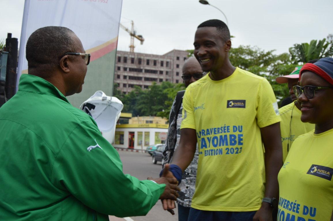 3e édition de la Traversée du Mayombe : la mairie de Brazzaville reconnaît les efforts des marcheurs dans la sensibilisation contre le diabète 3e édition de la Traversée du Mayombe : la mairie de Brazzaville reconnaît les efforts des marcheurs dans la sensibilisation contre le diabète