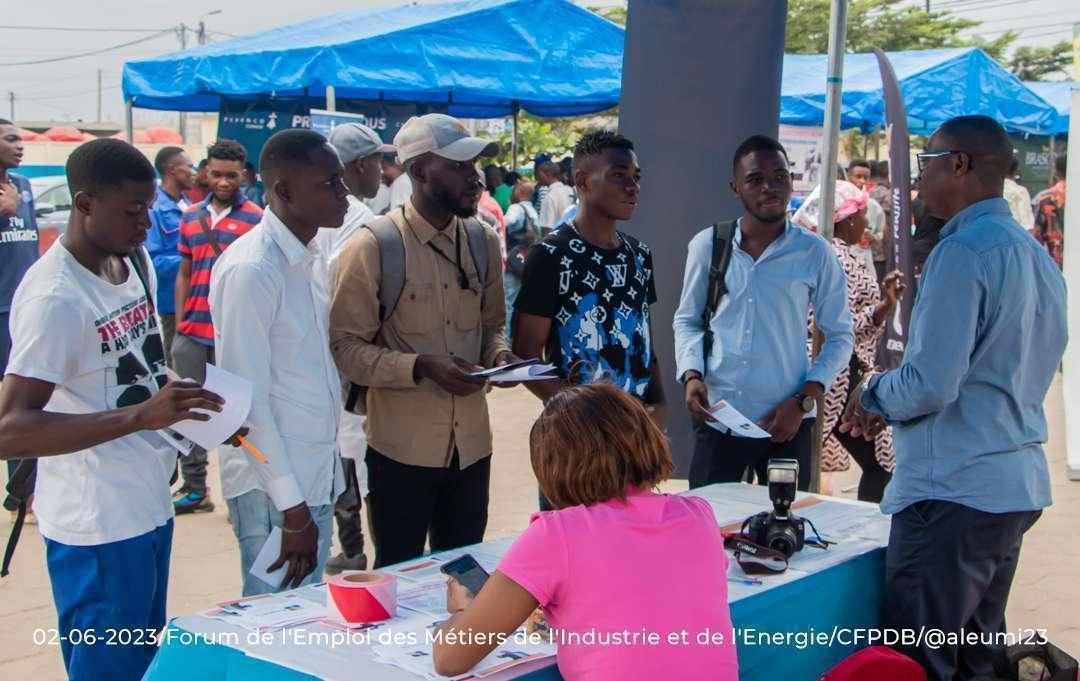Forum de l’emploi des métiers de l’industrie et de l’énergie : la troisième édition axée sur l’insertion des jeunes femmes Forum de l’emploi des métiers de l’industrie et de l’énergie : la troisième édition axée sur l’insertion des jeunes femmes
