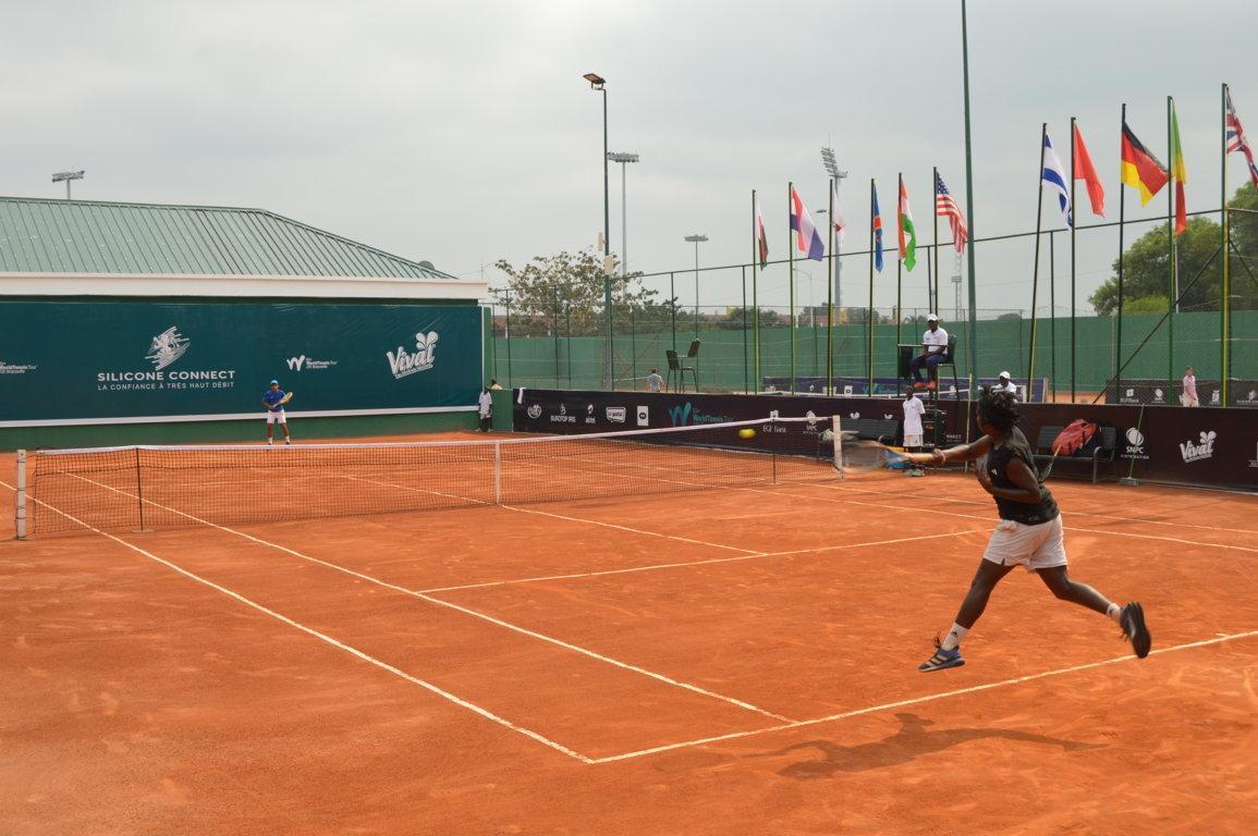 Tournoi international de tennis J30 Andriantefihasina et Morales à l