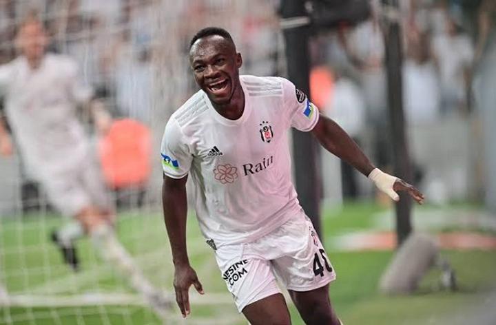 Foot : un club qatari veut s’attacher les services de Muleka Foot : un club qatari veut s’attacher les services de Muleka